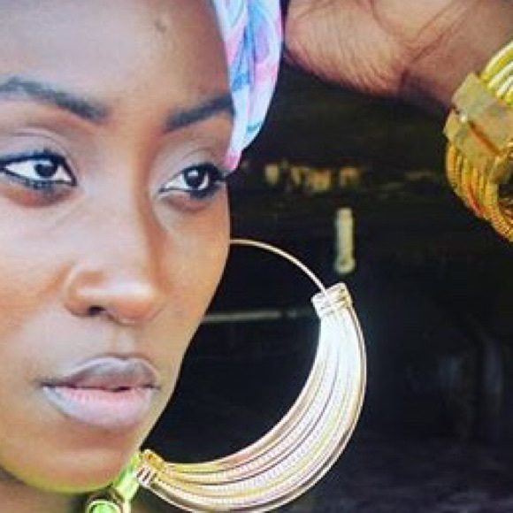 Shikanah Tribal Hooped Earrings - Picture 3 of 3